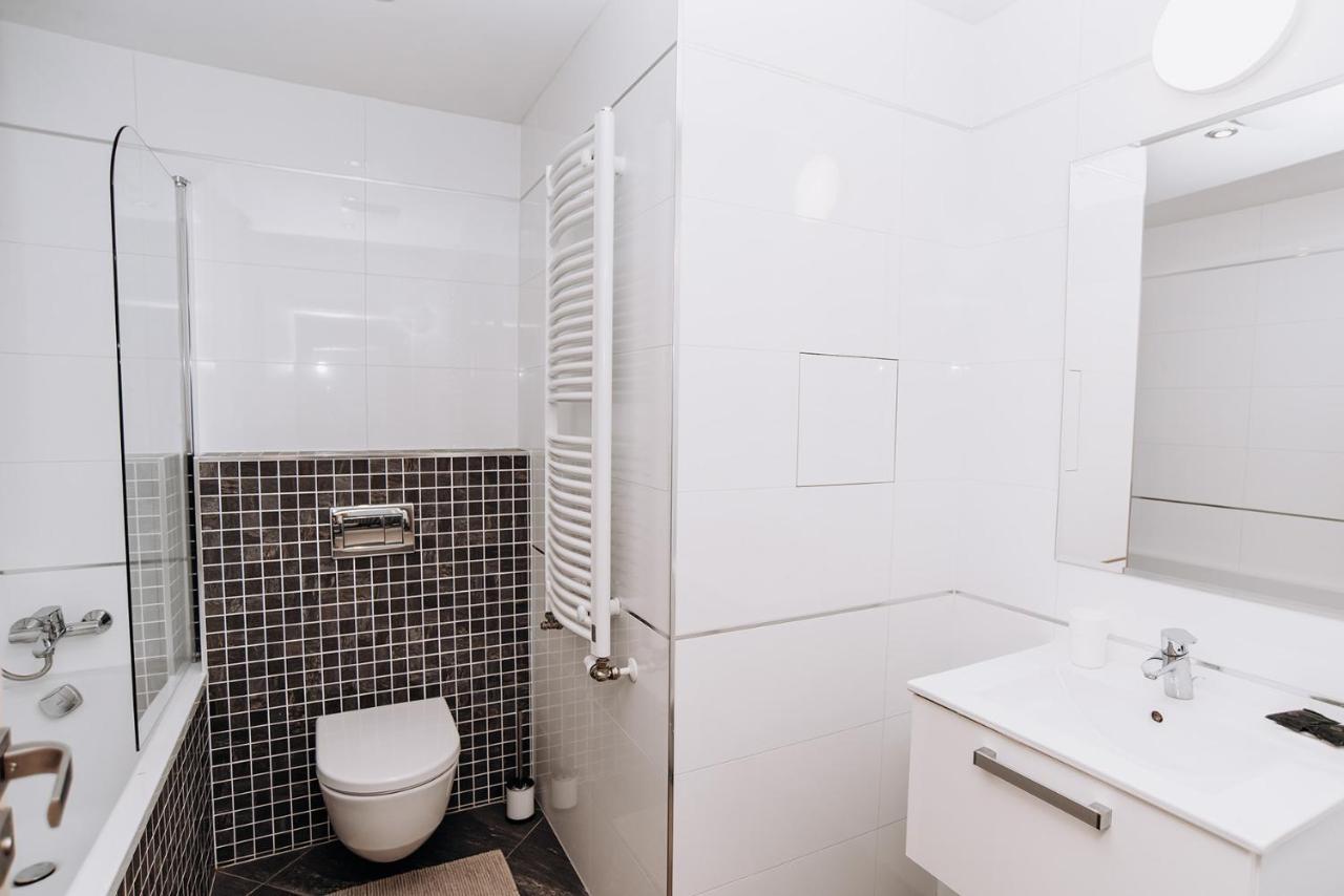 Garden Towers Apartment Prague Luaran gambar