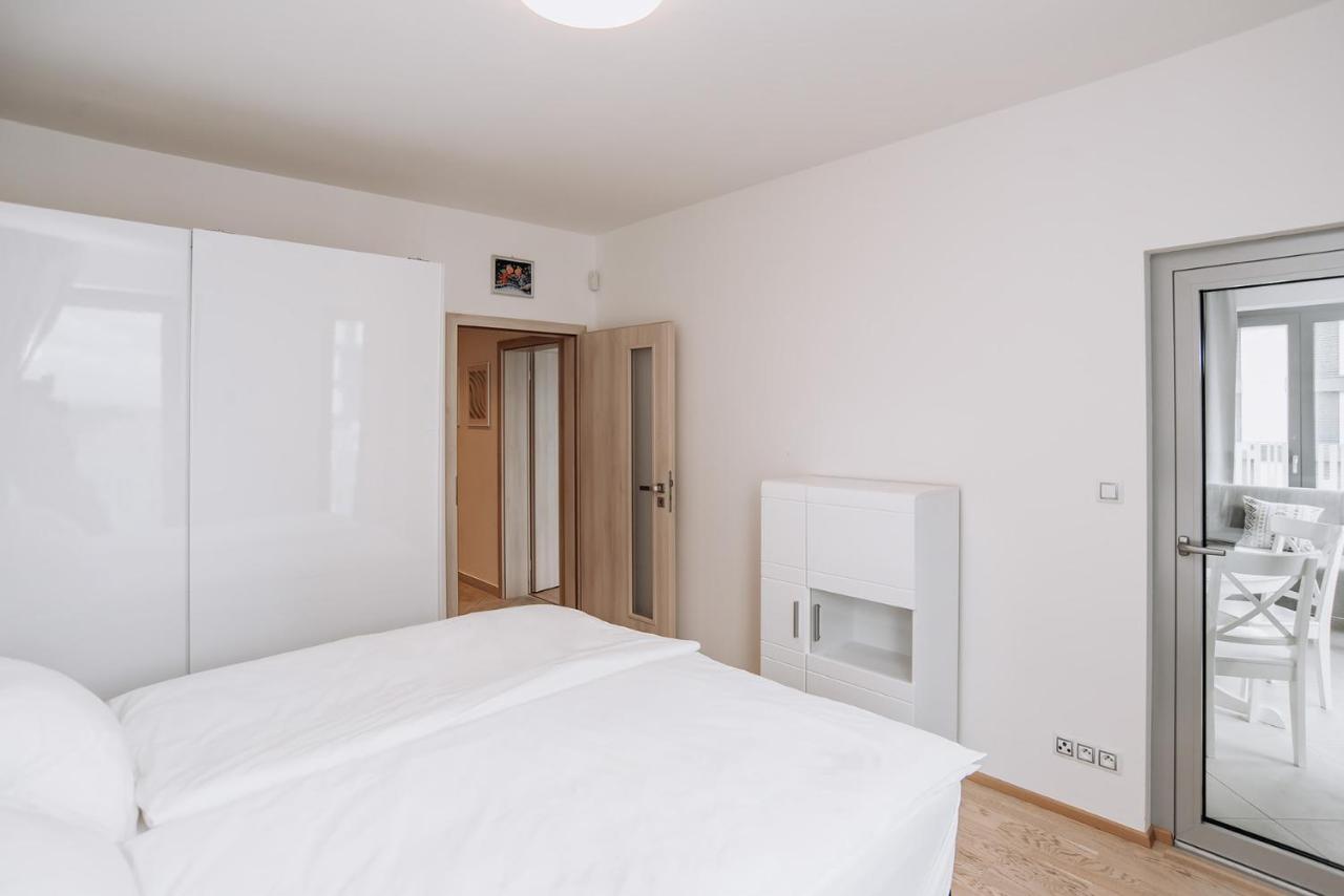 Garden Towers Apartment Prague Luaran gambar