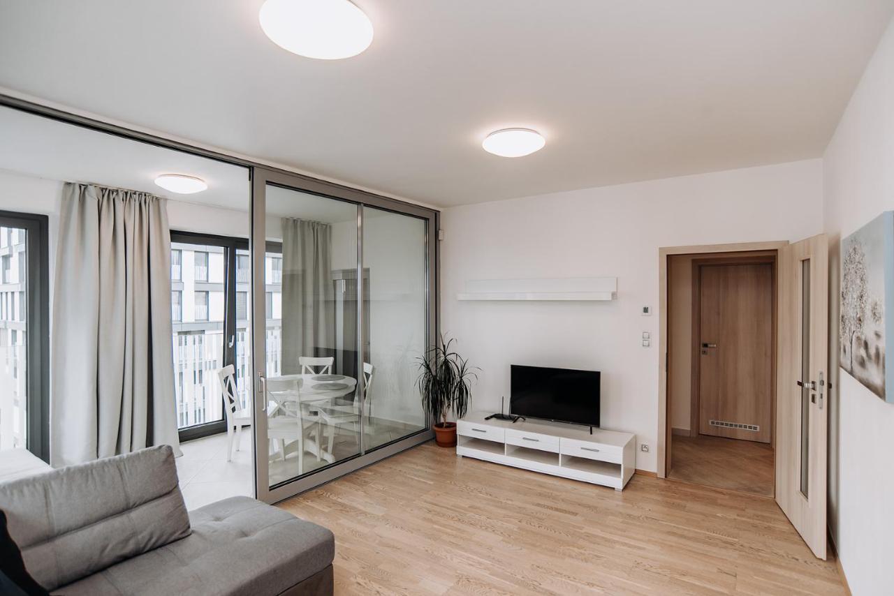 Garden Towers Apartment Prague Luaran gambar