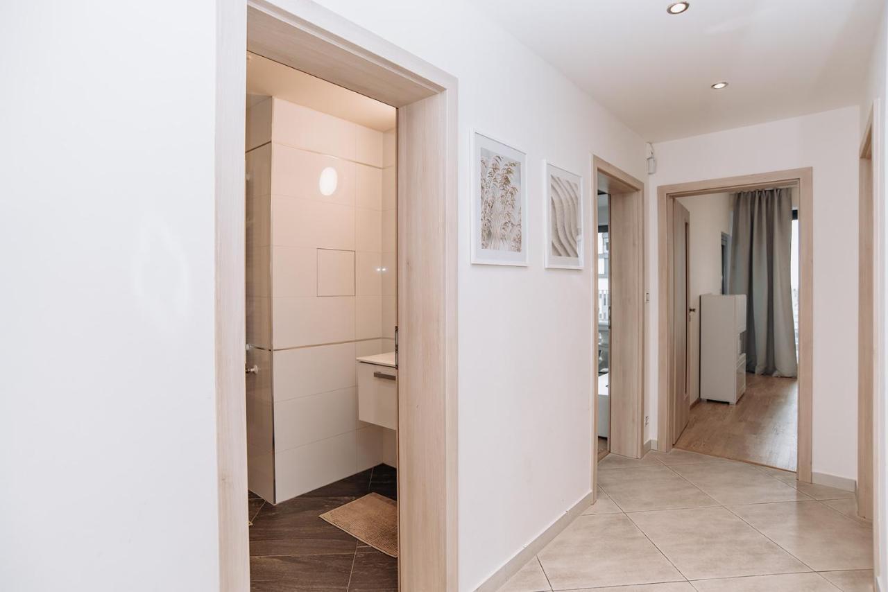 Garden Towers Apartment Prague Luaran gambar