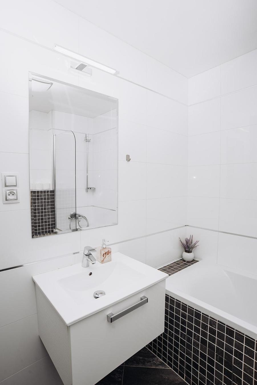 Garden Towers Apartment Prague Luaran gambar